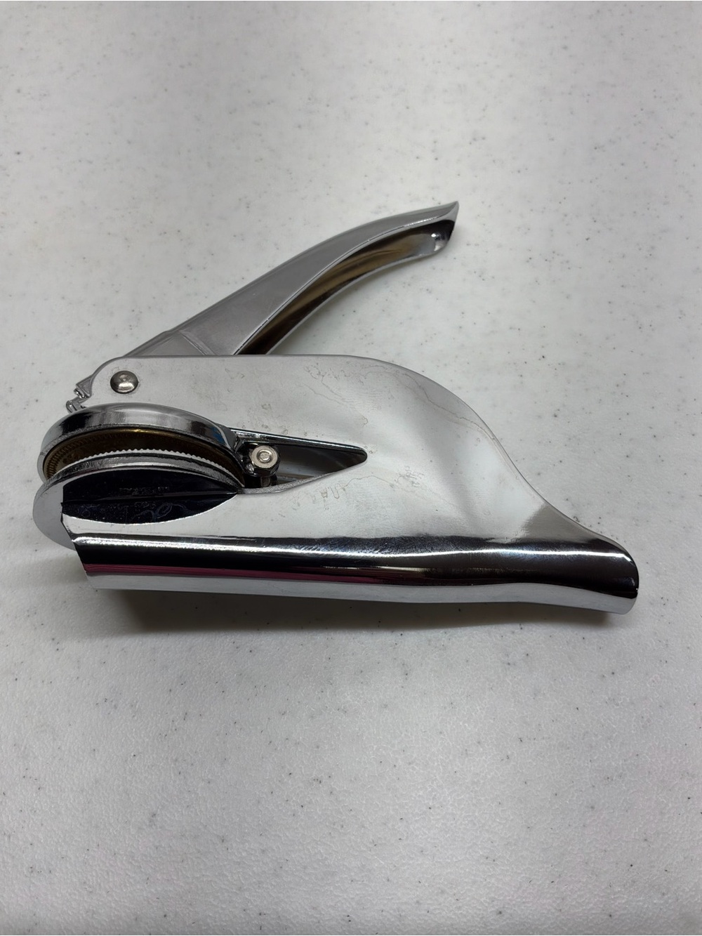 Master Legal Pocket Seal Vintage Chrome